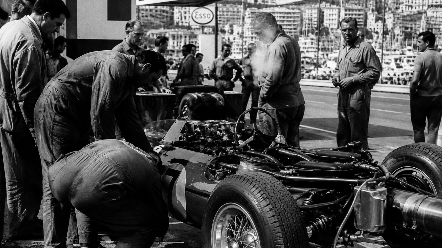 Pit lane Monaco — 1965